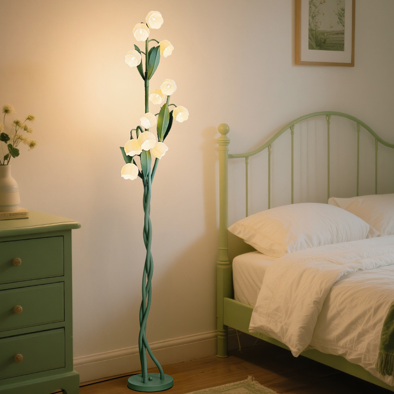 Podna lampa Lily-of-the-Valley za dnevni boravak, vintage francuski seoski stil, cvjetna lampica uz kauč