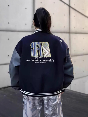 Unisex baseball jakna s punom, američki stil, širok kroj, stojeći ovratnik, jesen-zima