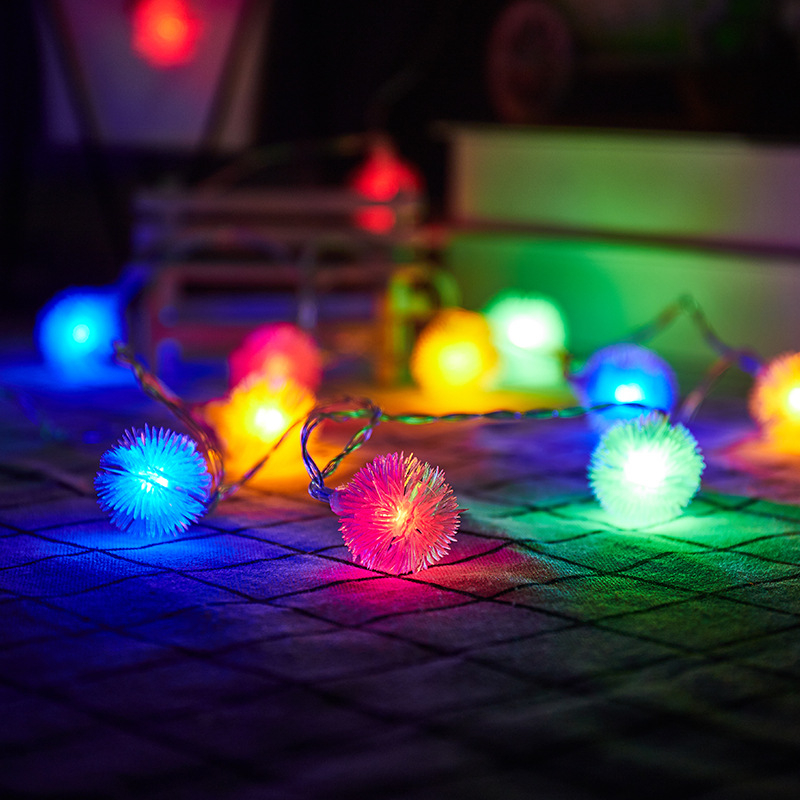 LED niz s pahuljastim kuglicama i lampionima u obliku maslačka, dekorativne svjetlosti za blagdane i vjenčanja, božićne svjetla s efektom zvjezdanog neba