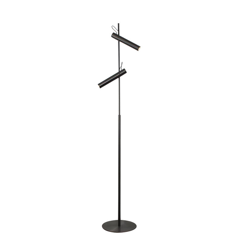 Crna stojna lampa od nehrđajućeg čelika, minimalistički dizajn za dnevni boravak, visina 165 cm, podesiva