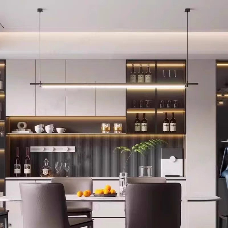 Crni minimalistički linearni luster za restoran, talijanski inspiriran modernim dizajnom, pogodna za studij, blagovaonu, otok i bar