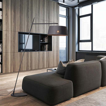 Nordijska minimalistička podna lampa s platnenim sjenilom – moderno osvjetljenje dnevnog boravka