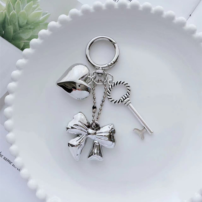 Korejskog stila aluminijski privezak za ključeve s privjeskom srca i mašnicom, za ključeve i torbe