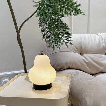 Franco stil stolna lampa krem boje u obliku kruške, s mogućnošću punjenja, prijenosno ambijentalno noćno svjetlo za dnevni boravak.