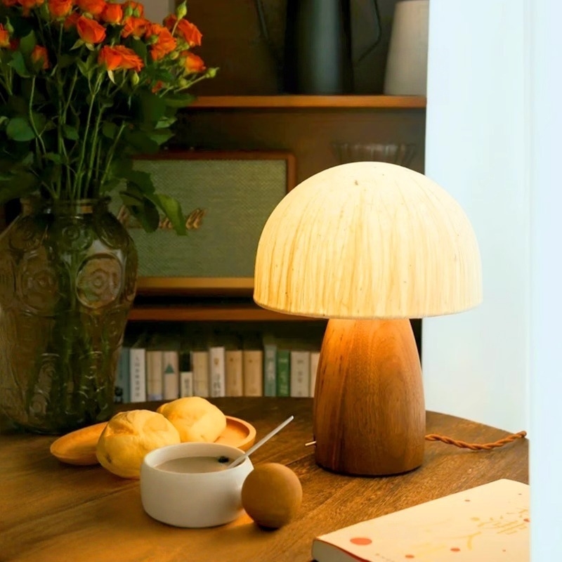 Francuski stil vintage stolna lampa, retro gljiva oblika, orah završna obrada, ambijentalno osvjetljenje za dnevnu sobu i spavaću sobu, nadahnuto wabi-sabi.