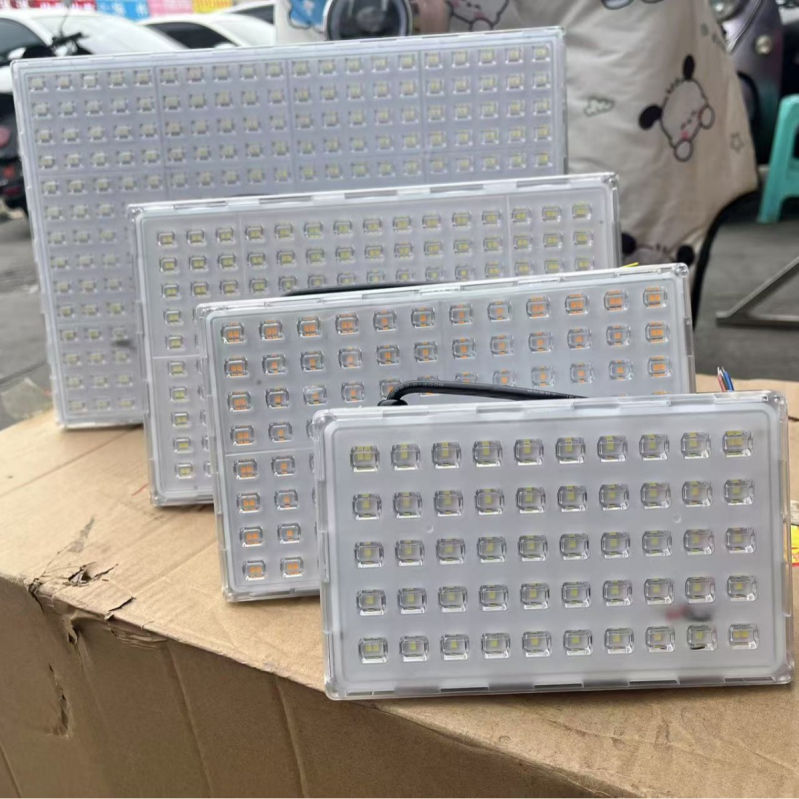 LED reflektor 50W, IP67, 8000 lm, CRI 90, aluminijsko kućište, 180° snop, 200 LED, 220V, za vanjsku i unutarnju uporabu