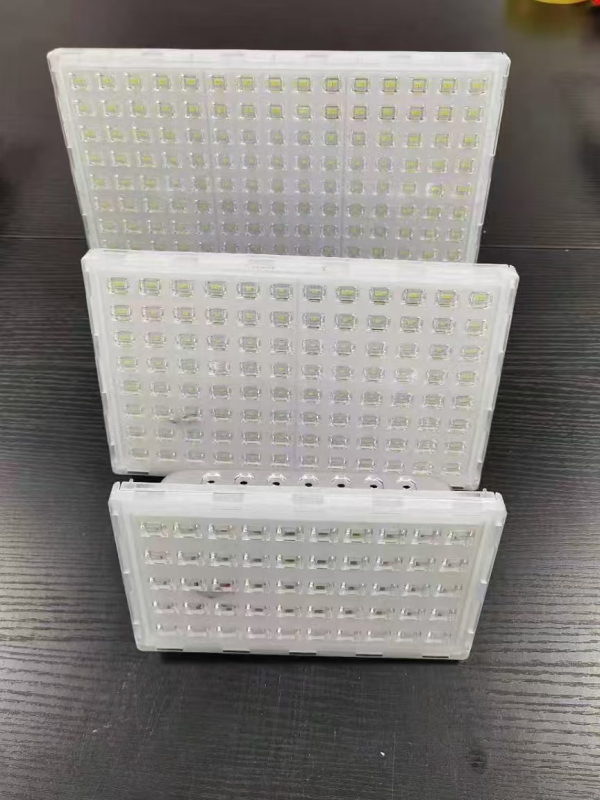 LED reflektor niskonaponski za vanjsku upotrebu IP66 aluminijsko kućište sive boje, 50W, 12V, pogodan za tunele, mine, ribarske brodove i gradilišta