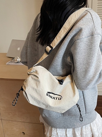 Unisex crossbody torbica u obliku jastuka s tiskom slova, svakodnevna upotreba, lagani luksuz