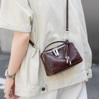 Ženska crossbody torbica od prave kože, svakodnevna upotreba, korejskog stila, mekana koža, srednja veličina, velik kapacitet