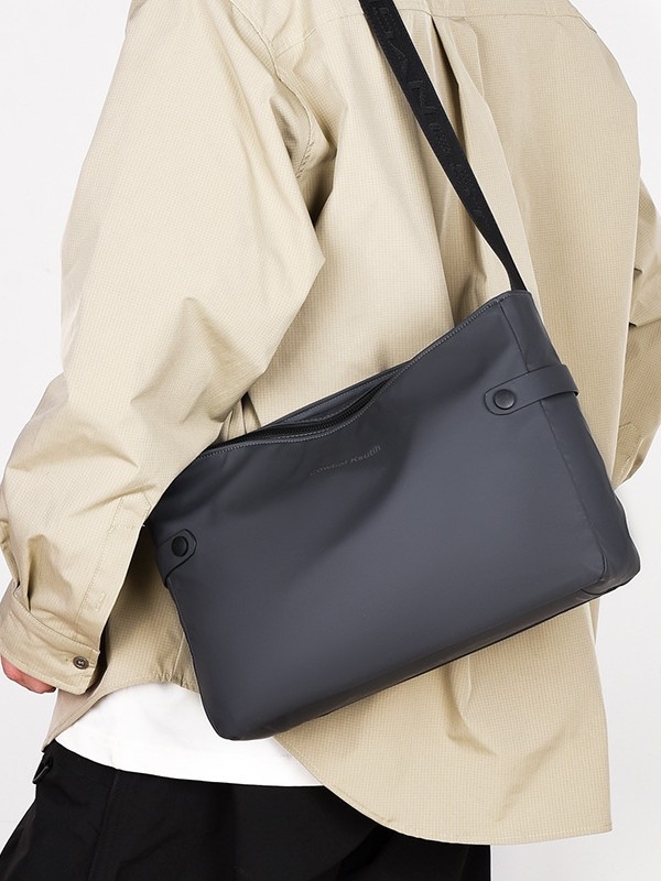 Muška casual crossbody torba za ramena, velika kapaciteta, vodootporna Oxford tkanina, za 11-inčni prijenosnik