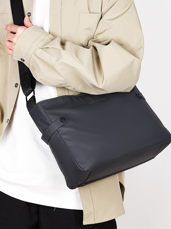 Muška casual crossbody torba za ramena, velika kapaciteta, vodootporna Oxford tkanina, za 11-inčni prijenosnik