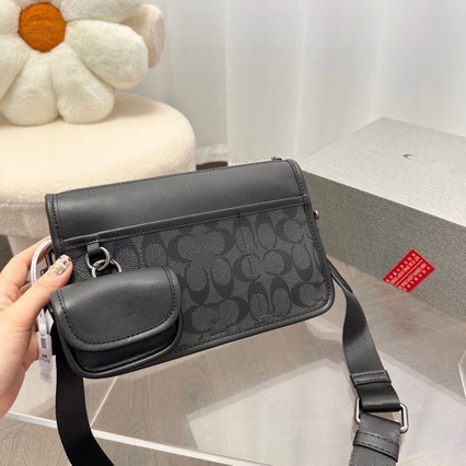 Muška crossbody torba C8141 — gradski ulični stil