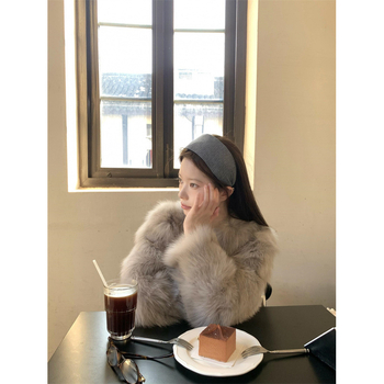 Ženski kaput od umjetnog krzna, ležerni kroj, široka ramena, ravna silueta, francuski Hepburn stil, s imitacijom snježnog zeca krzna, ekološki prihvatljivo krzno
