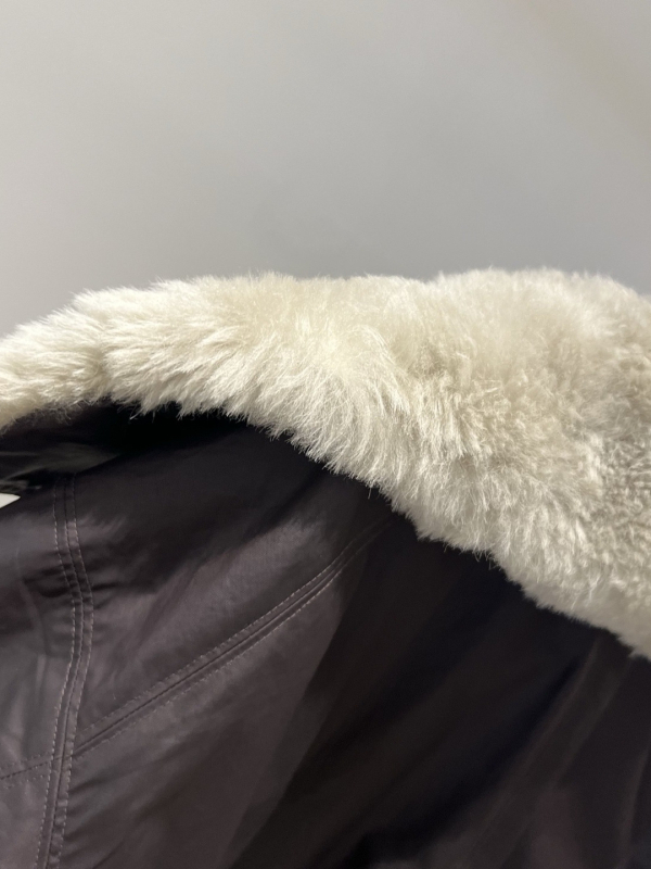 Ženska zimna jakna s krznenim ovratnikom, kratka, široki kroj, uredski stil, 2025