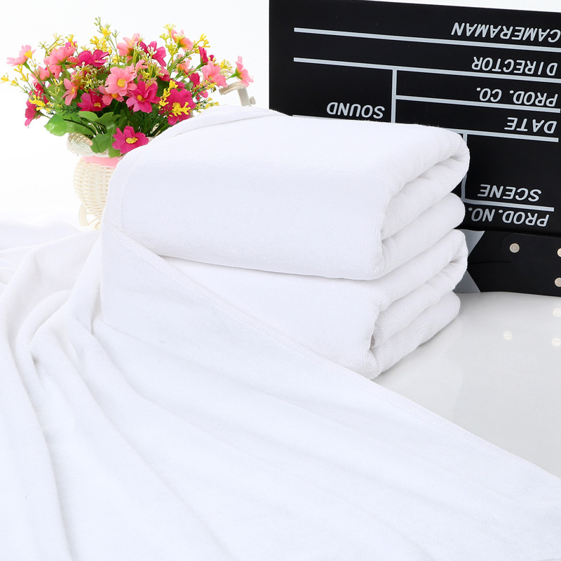 100% pamut hotel törölköző, nagy méretű, vastag, fehér, hímzett logóval
