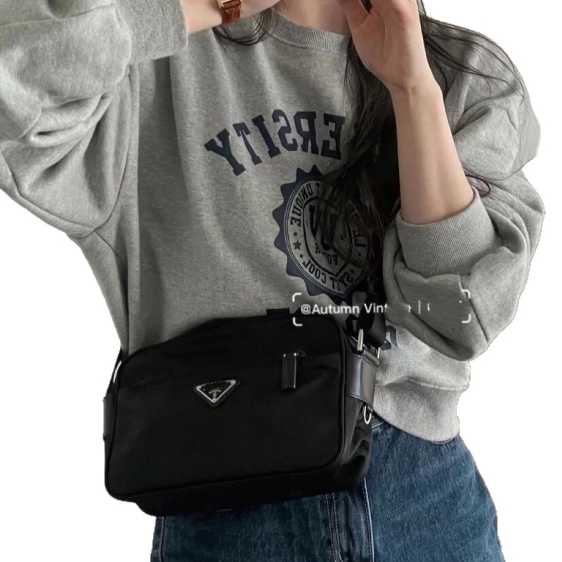 2025 P Brand unisex crossbody torba od recikliranog najlona padobranske konstrukcije, torba za kameru, prijenosna, kompatibilna s 8-inčnim prijenosnim računalom