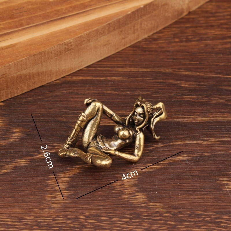 Mesing figura djevojke, vintage ukras