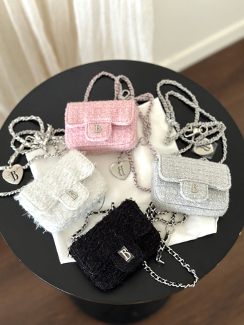 Mini kvadratna torbica s lancem, Chanel-inspirirani stil, prava koža, motiv srca, crossbody i torba za struk, kompaktni držač kartica