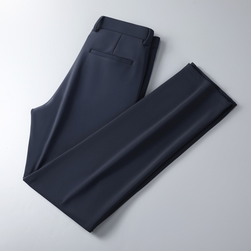 Férfiaknak készült könnyű Ice Silk nadrág, nyár 2026, koreai stílus, karcsú egyenes szabás, mindennapi elegáns nadrág