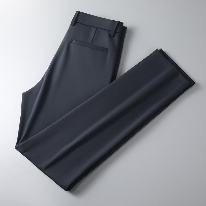 Férfiaknak készült könnyű Ice Silk nadrág, nyár 2026, koreai stílus, karcsú egyenes szabás, mindennapi elegáns nadrág
