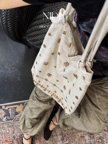 Lanena torba na rame s izvezenim motivom za žene, nišni dizajn, novi kineski stil, modna retro torba za svakodnevnu i uredsku upotrebu