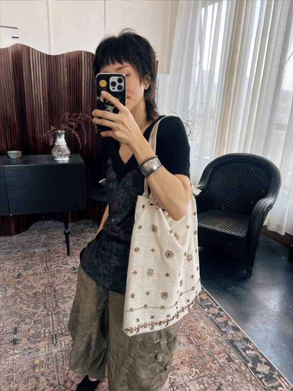 Lanena torba na rame s izvezenim motivom za žene, nišni dizajn, novi kineski stil, modna retro torba za svakodnevnu i uredsku upotrebu