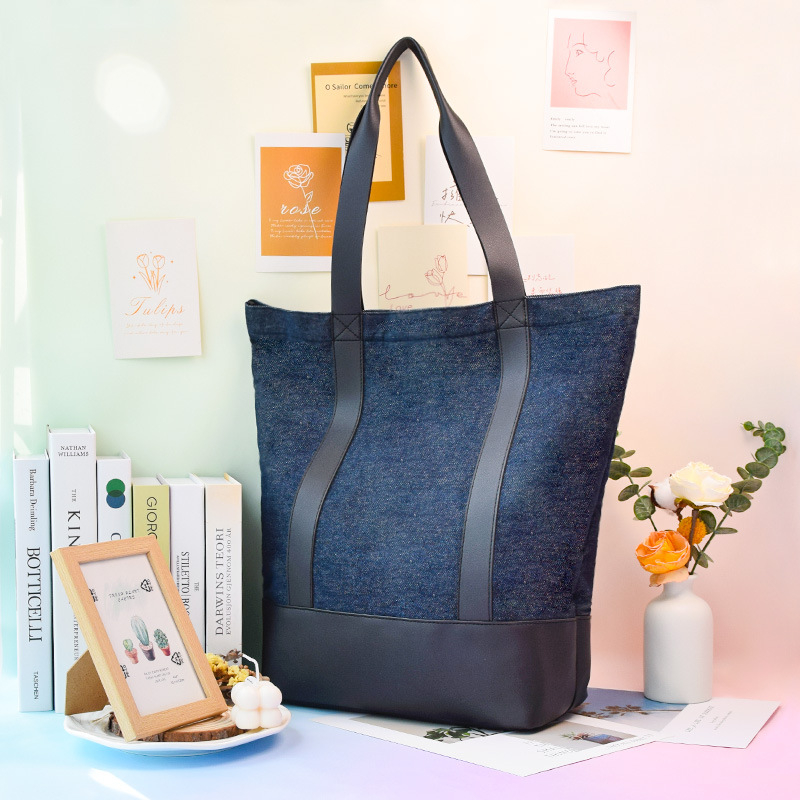 SL Denim torba preko ramena od platna s kožnim detaljima – srednje veličine, ulični stil