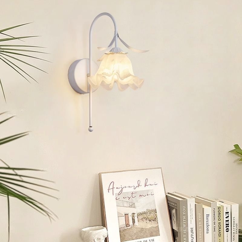 Zidna lampa s ratanskim cvjetom, skandinavski stil, krem boje svjetlo, dekorativno osvjetljenje hodnika
