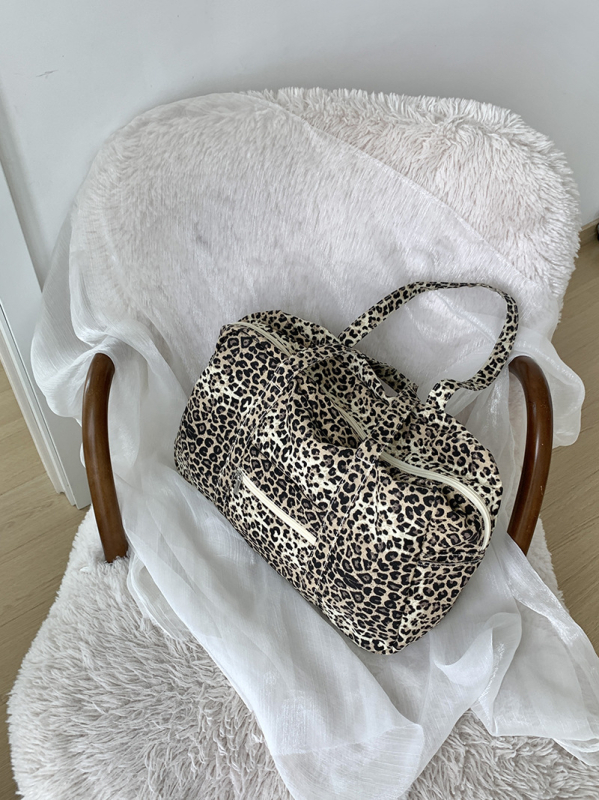 Canvas tote torba s leopardim uzorkom, srednja veličina, ulični stil, zatvarač, poliester podstava, unutarnja džep za telefon, dvostruke ručke