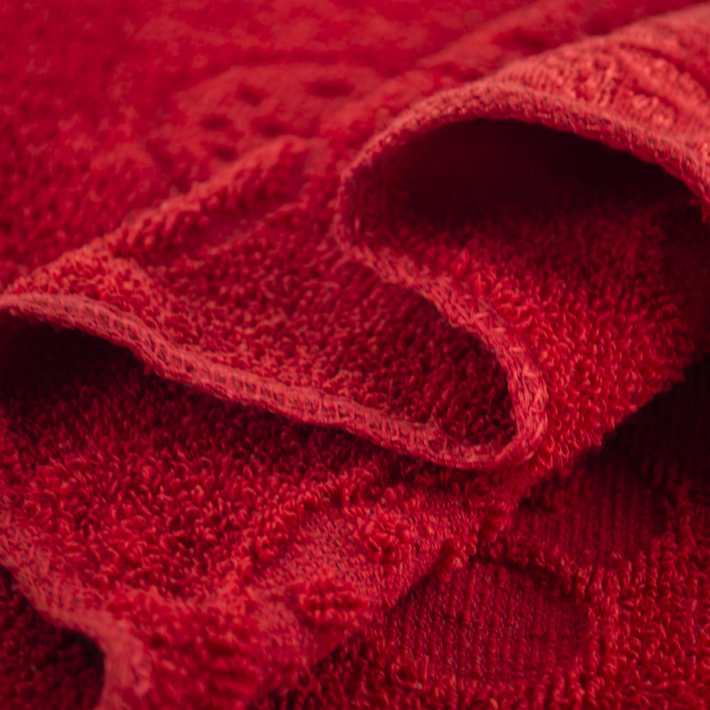 Pamukane maramice za lice s jacquard uzorkom – motiv crvenih gljiva, svečani vjenčani i pogrebni darovi