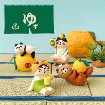 Smolirani mini ukras s japanskim stilom narandžaste mačke za DIY projekte