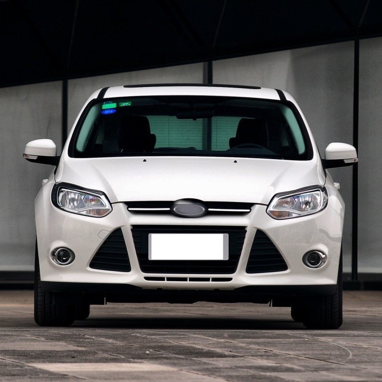 Διαφανές κάλυμμα προβολέα εμπρός Ford Focus 2012-2014