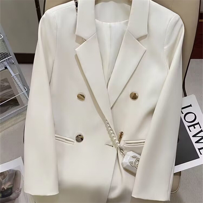 Sacou alb de damă, elegant, croială slim, potrivit pentru birou