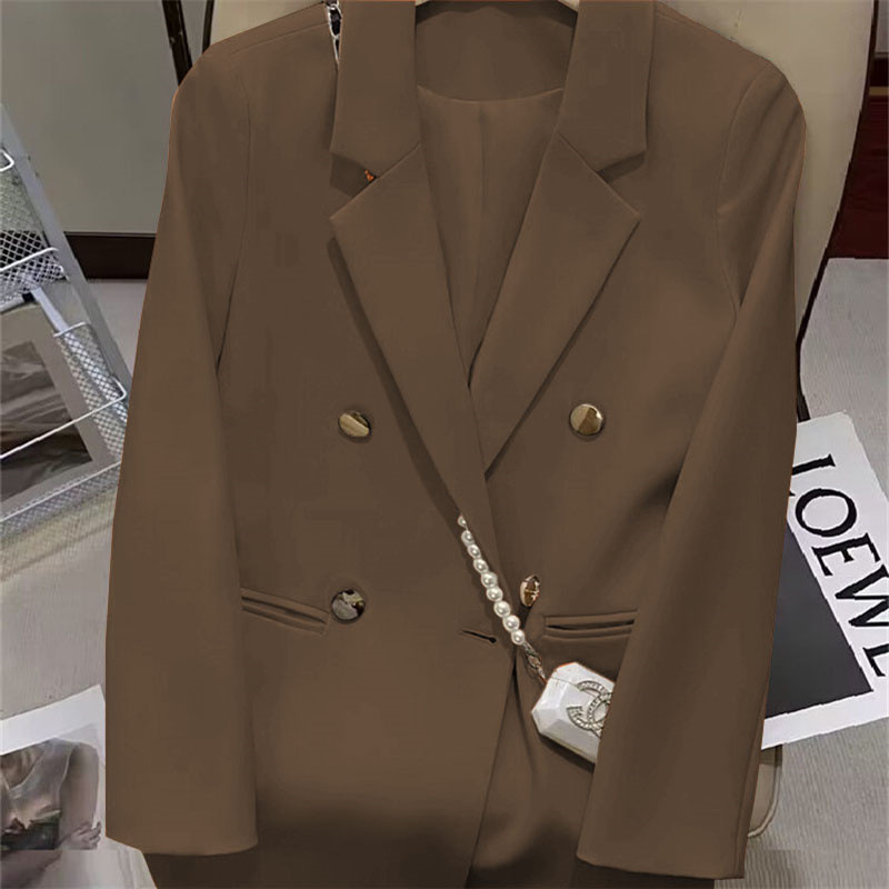 Sacou alb de damă, elegant, croială slim, potrivit pentru birou