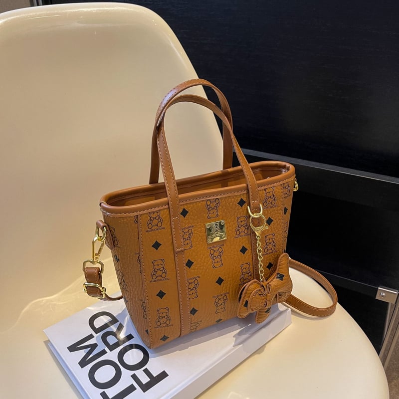 Premijerna mala žena torba u korejskom stilu, novi modni dizajn, svestrana za ramenu ili crossbody, teksturirana tiskana tote torba