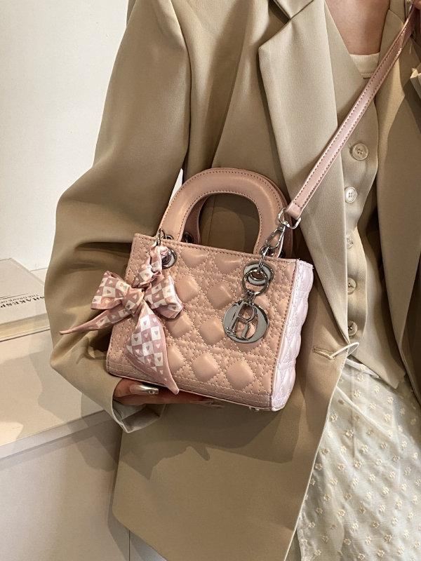 PU kožna ženska torba s dijamantnim prešitkom — mala torba preko ramena i crossbody, stil Diana
