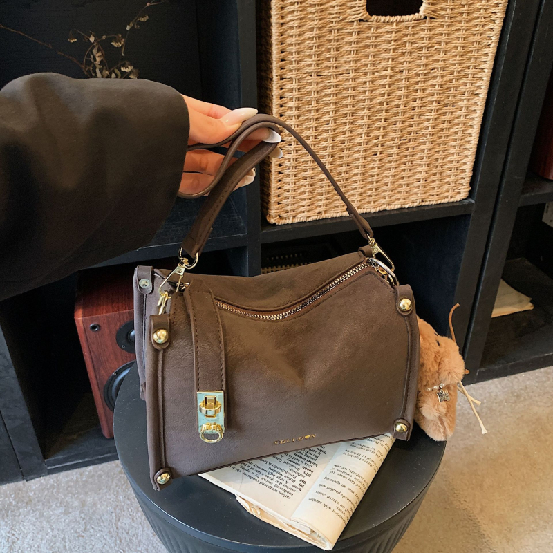 Dámska retro malá štvorcová crossbody taška s matnou textúrou, jar 2026