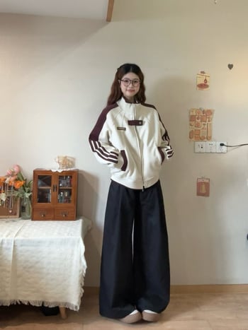 Jakna kardigan u korejskom stilu sveučilišnog izgleda, jesen 2025, chic minimalistički široki kroj, baseball kardigan