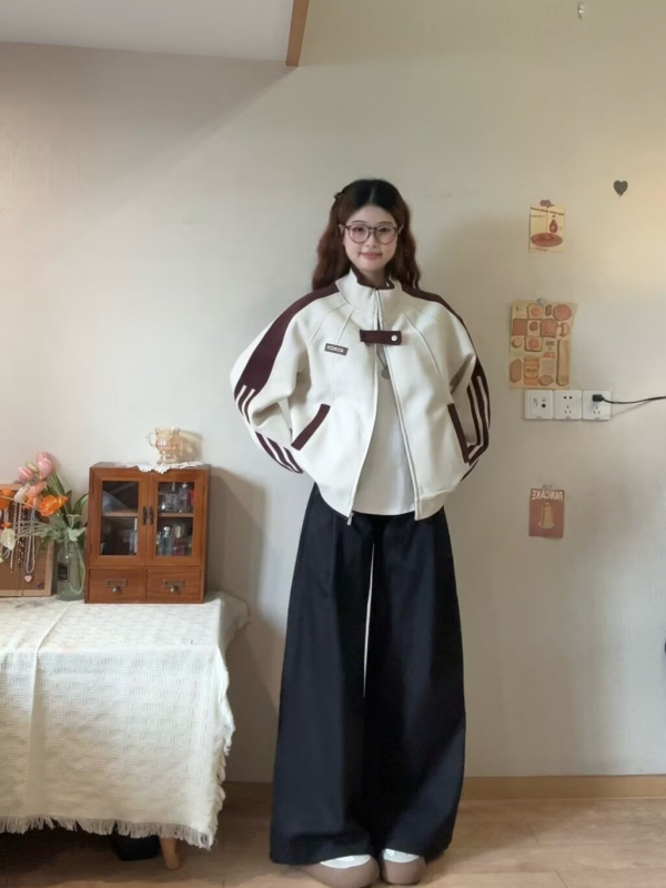 Jakna kardigan u korejskom stilu sveučilišnog izgleda, jesen 2025, chic minimalistički široki kroj, baseball kardigan