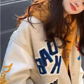 Ženska jakna s izvezenim natpisima u korejskom stilu, retro, labav kroj, bejzbol stil