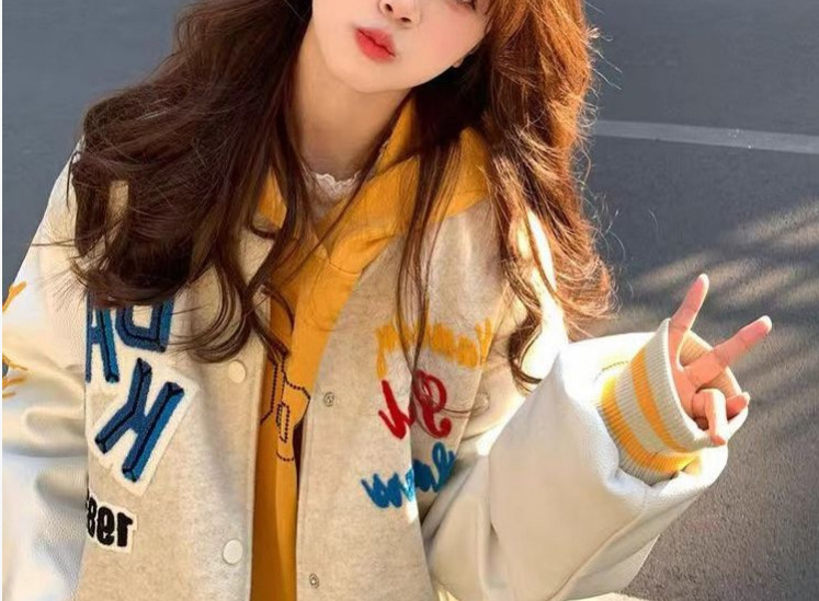 Ženska jakna s izvezenim natpisima u korejskom stilu, retro, labav kroj, bejzbol stil