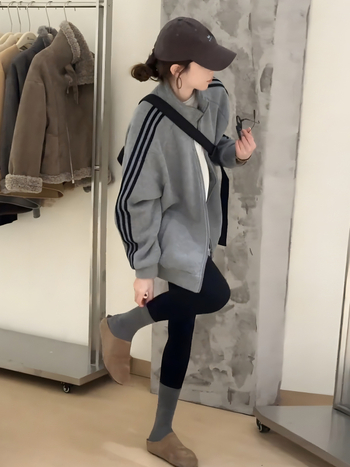 Ženska jakna u korejskom stilu, casual, s flecom podstavom, debela, široka kroj, jesensko-zimska 2025, baseball jakna