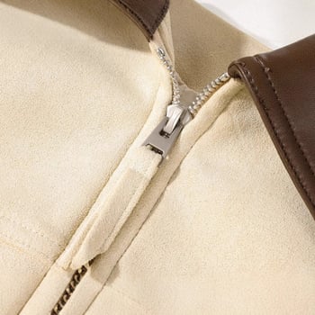 Žensko kratko sako od velura s reverom, retro stil, udoban kroj – početak jeseni
