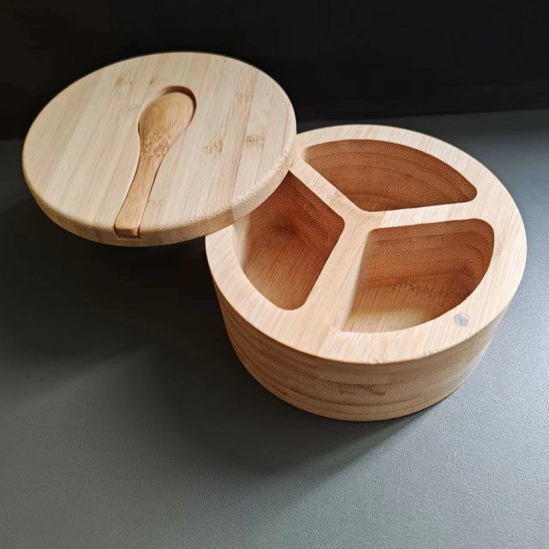 Recipient rotund din bambus pentru sare și condimente