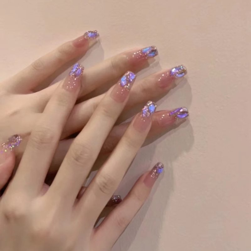 Χειροποίητα αυτοκόλλητα νύχια με μοτίβο Aurora Diamond – υπερλεπτά, λαμπερά για κυρίες