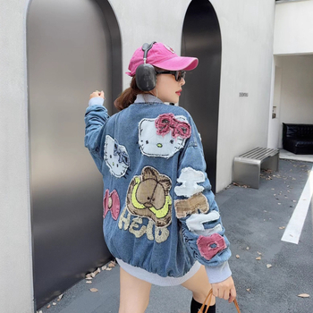 Női denim-pamut kabát súlyos hímzéssel és anime mintával, laza szabás, mindennapi utcai stílus, baseball-stílusú dzseki