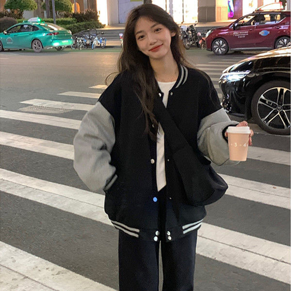Unisex bomber jakna u retro američkom stilu, s flecom iznutra i debelim izradom, inspirirana školskim i korejskim stilom, casual