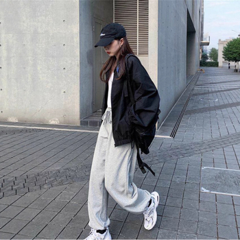 Ženska lagana baseball jakna u Harajuku stilu, labav kroj, polo ovratnik, zatvarač sprijeda, proljeće 2026