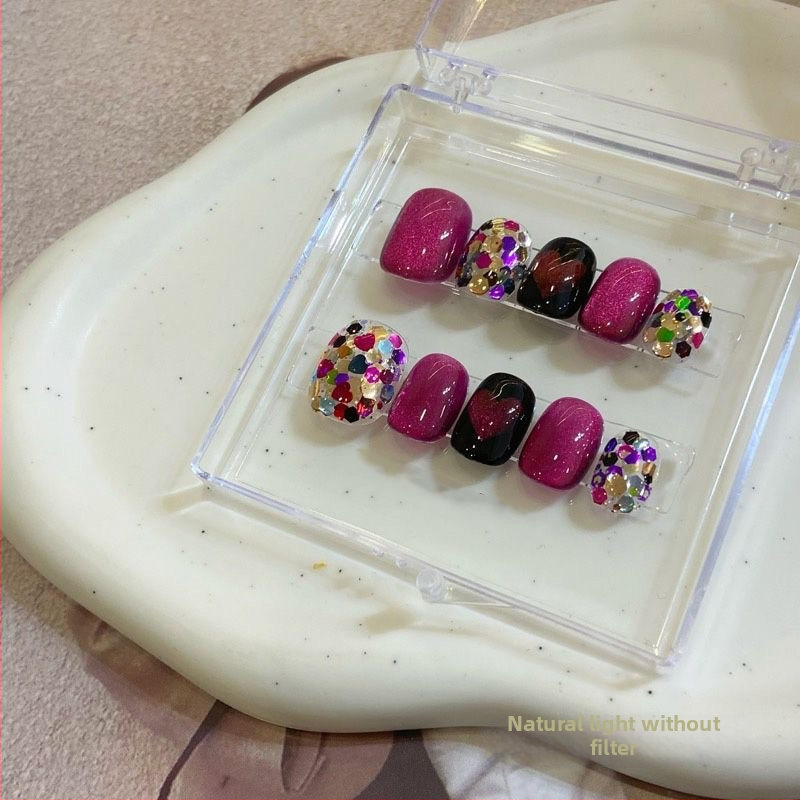 Dragon Fruit Crystal Cat Eye körmök – kézzel készített, viselhető rövid körmök, csillogó flitterekkel és szív alakú köröm matricákkal