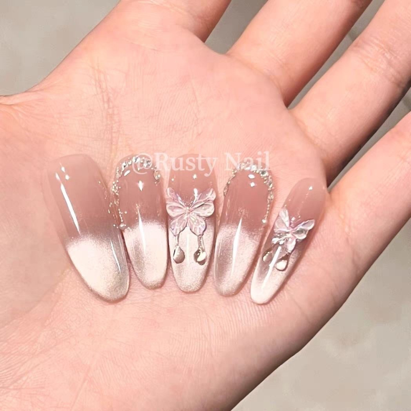Ice Butterfly Átlátszó nude körömdíszítő tapaszok – kézzel készített, viselhető, macskaszem effektus és francia manikűr hatás